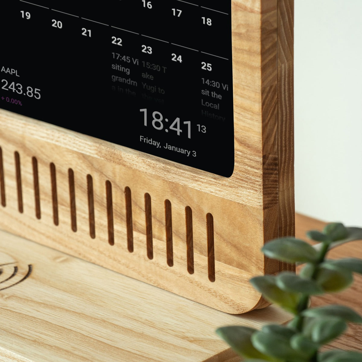 Smart Display Yodeck for for restaurant, cafe and bar