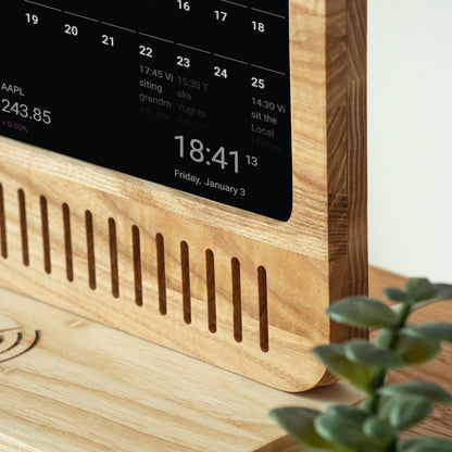 Smart Display Yodeck for for restaurant, cafe and bar